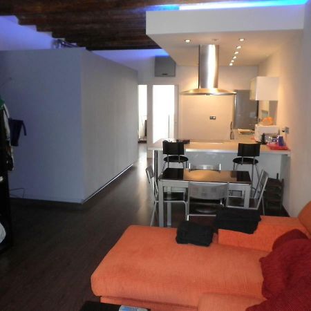 Bacrou Apartment, Design Loft Near The Sea Barcelone Extérieur photo